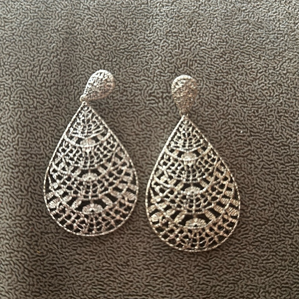 Stella and Dot earrings